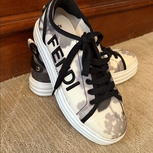 Fendi Monochrome Lace-Up Sneakers